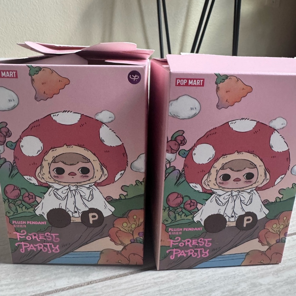 TWO! Pop Mart Pucky Forest Party Plush Pendant blink boxes